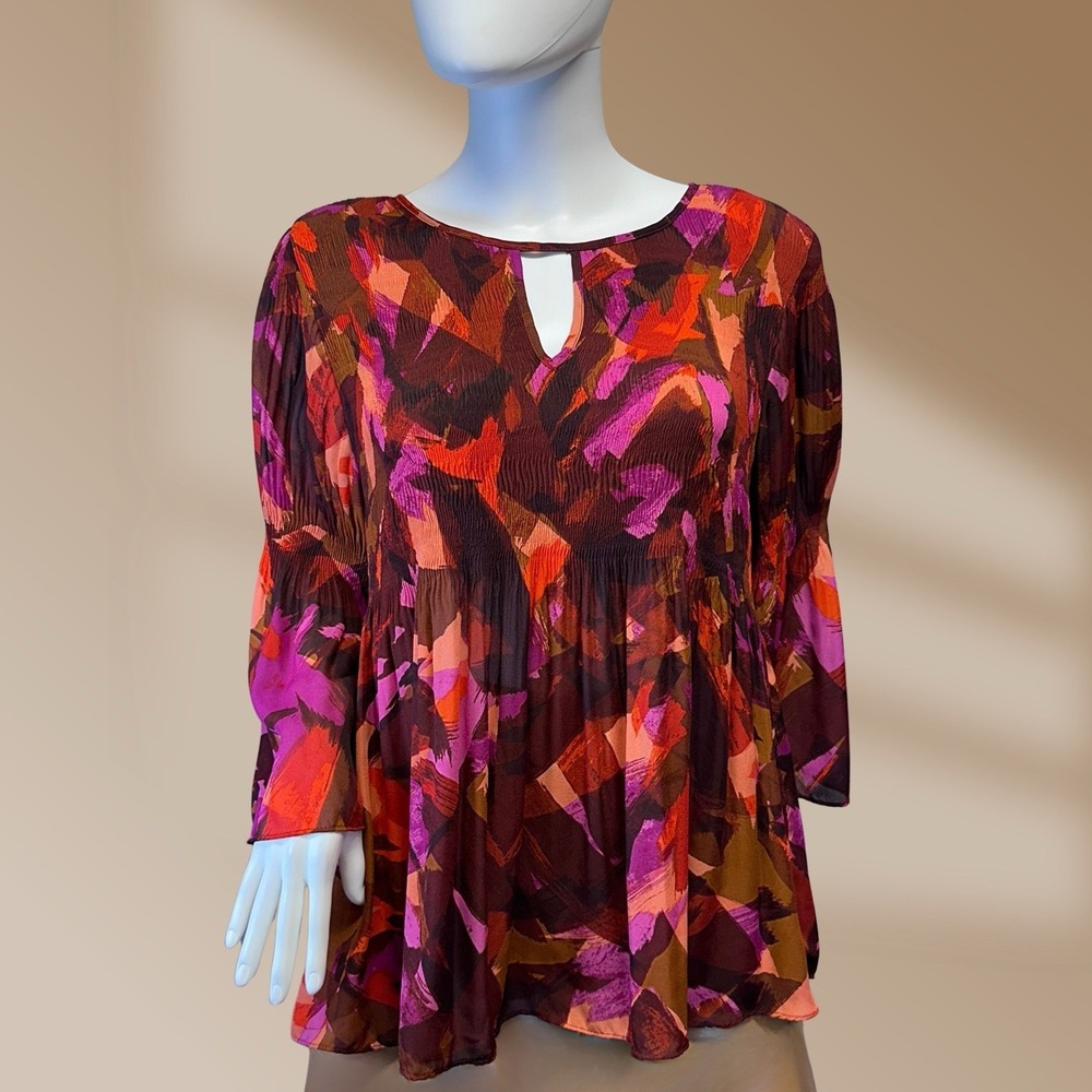 Floral & Ivy Women's Multi-Color Flowy Blouse Lots of Stretch Feminine Stylish